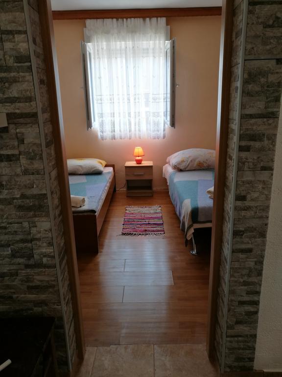 Apartments Ema Вир Экстерьер фото