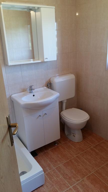 Apartments Ema Вир Экстерьер фото